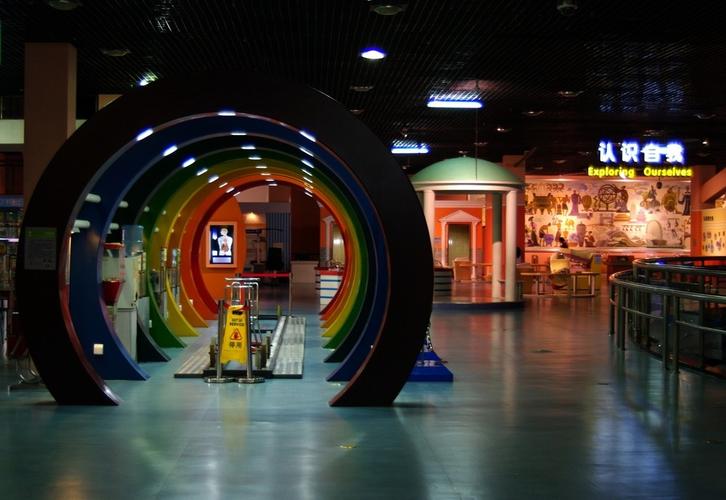 探索科學(xué)殿堂 天津科技館的科技魅力之旅